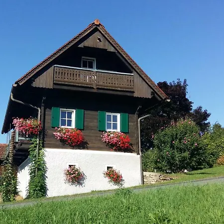 Gross Feriehus Steinreib